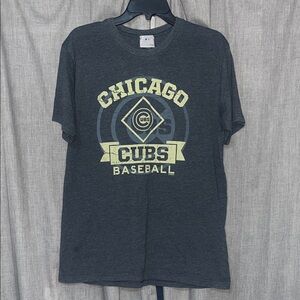 Chicago Cubs Size L T-Shirt - Gray